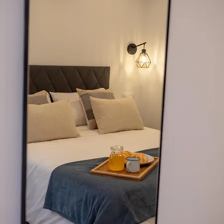 Bhost - Capuchino's Apartment